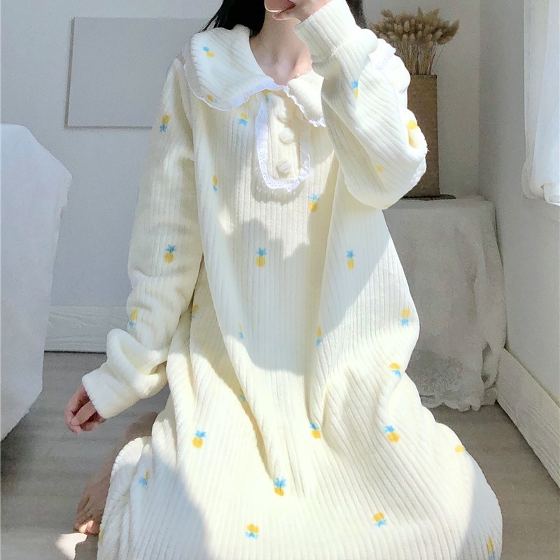 韩国外贸女士韩版chic冬季新款菠萝图案毛绒睡裙长睡衣可爱家居服