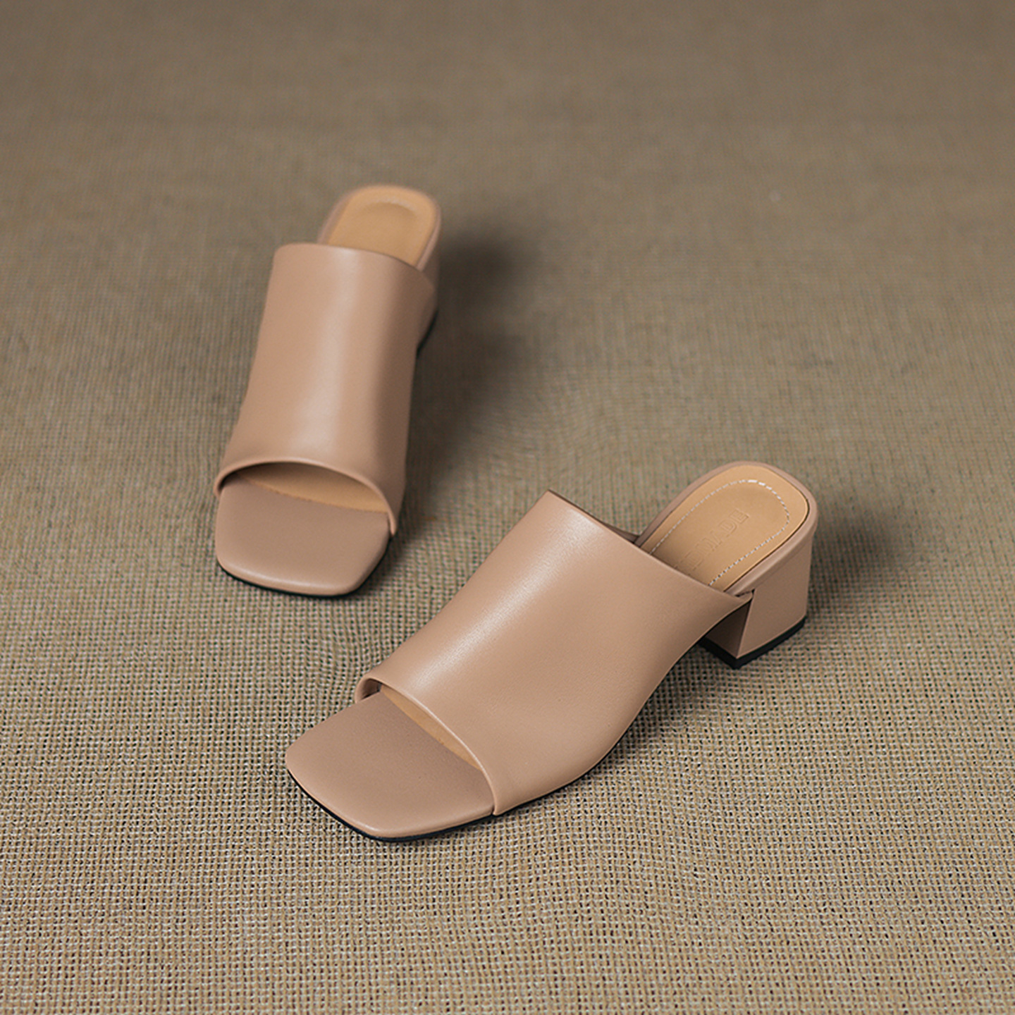 Sandal hở mũi nữ gót thấp quai ngang đế bằng 2,5 cm — Hạnh sắc (cao 2,5 cm) chi tiết 29