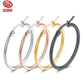 耳钉;耳环;唇饰