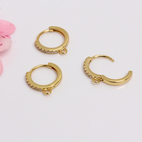 Earrings with zircon