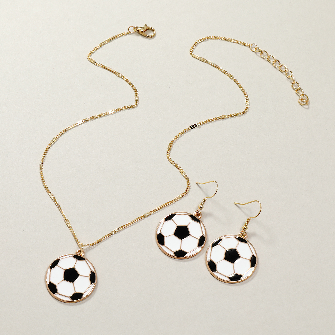 Fashion Football Alloy Enamel Unisex Necklace display picture 2