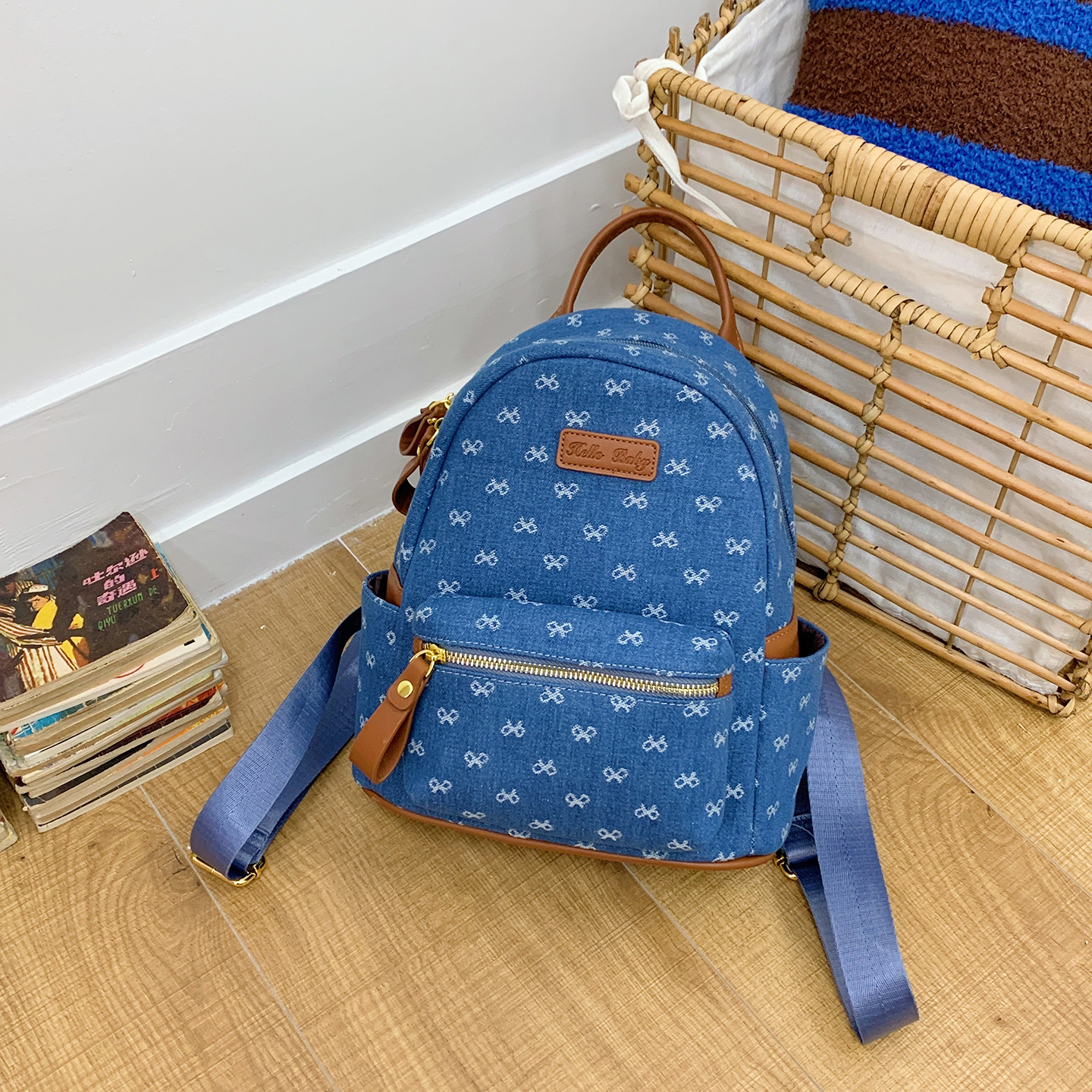 Bolso desnudo azul mediano