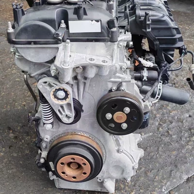 Suitable for Land Rover Engine assembly