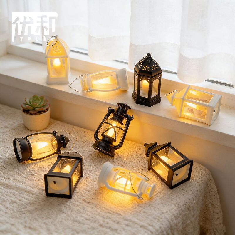 Mini Horse Lantern Electronic Candle Light Led Night Light Creative Christmas Kerosene Lamp Portable Wind Lantern Small Lantern