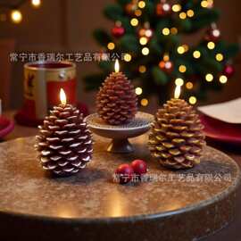 跨境批发工厂圣诞松果造型石蜡电子蜡烛装饰摆件创意氛围礼物派对