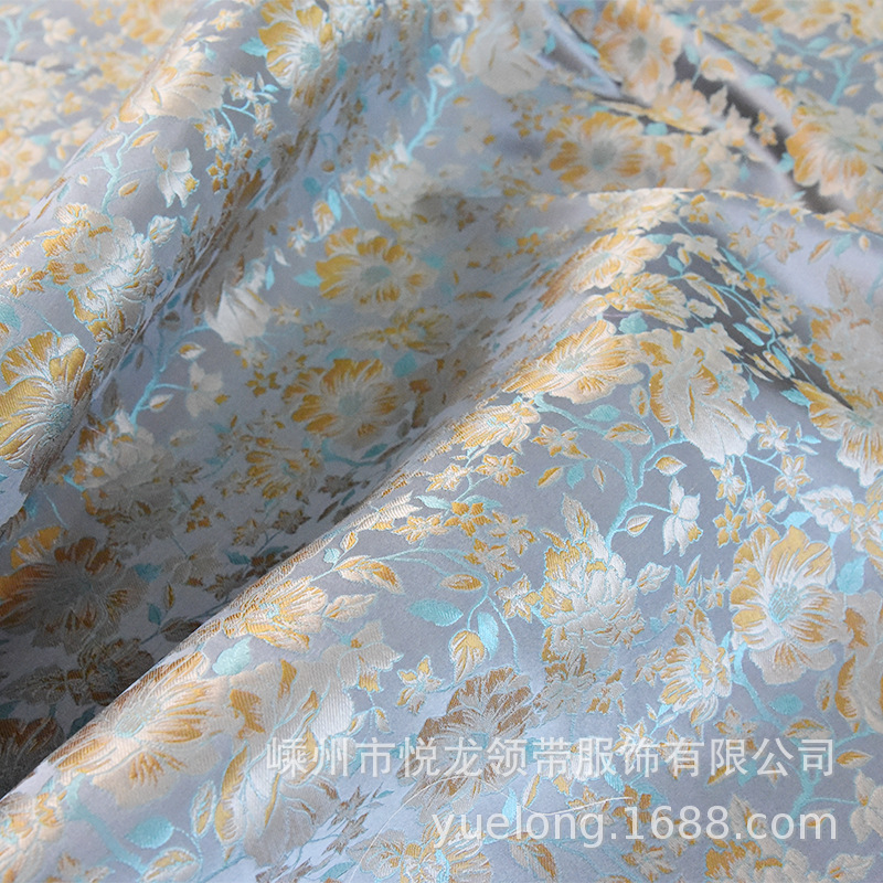 新中式国潮小众设计服装布料真丝提花桑蚕丝布料透气耐用布料复古