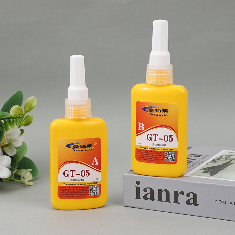胶水强力胶万能粘木材塑料橡胶金属美甲补鞋工厂直供