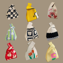 ������С����Ů�l�y����ᘿ����ذ������y�ռ{���n�漃ɫ�μ��