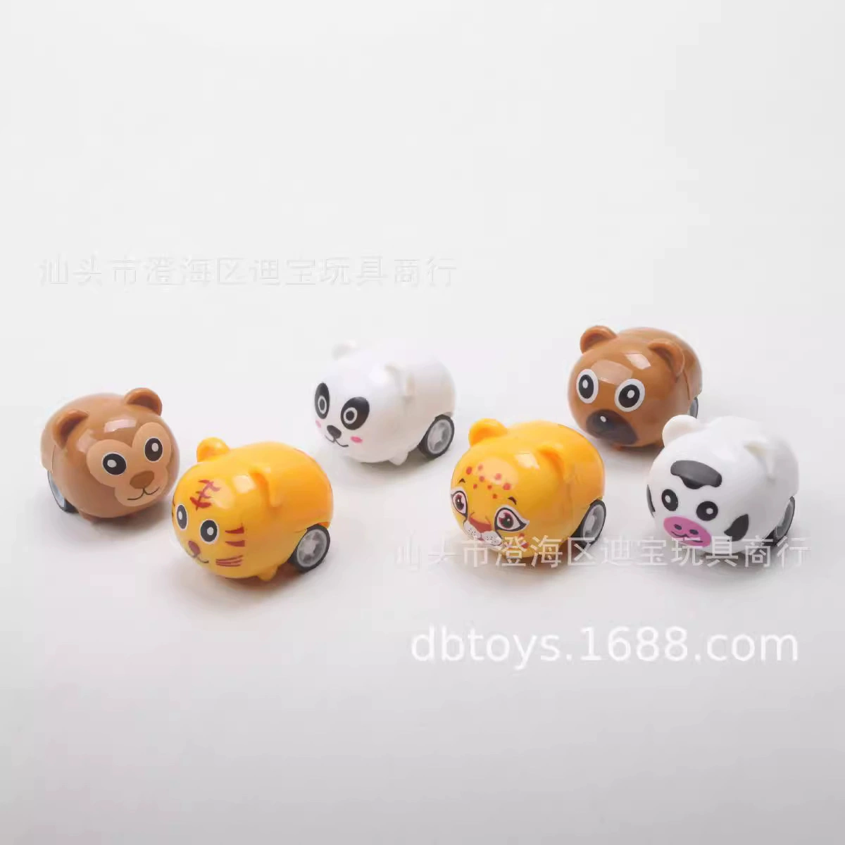 4.3cm Игрушка Гача в подарок с откатным механизмом 50 мм