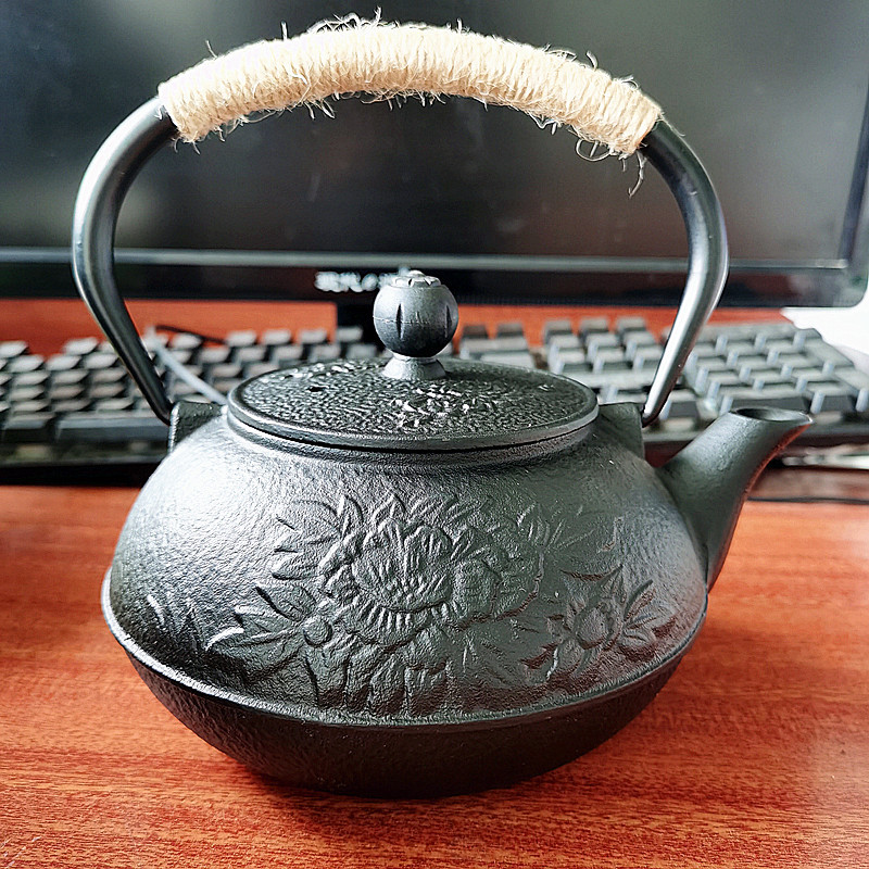 Estufa té hirviendo tetera de hierro fundido juego de té estilo japonés olla de hierro de cerdo olla de haz olla de gran altura tetera traje al por mayor