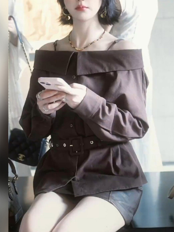 法式气质深棕色一字肩上衣女秋季新款时尚高级感独特别致收腰衬衫|undefined