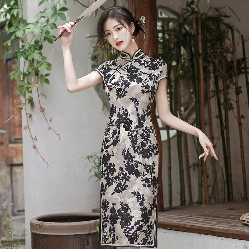 Elite silk elegant lightweight spring summer retro cheongsam