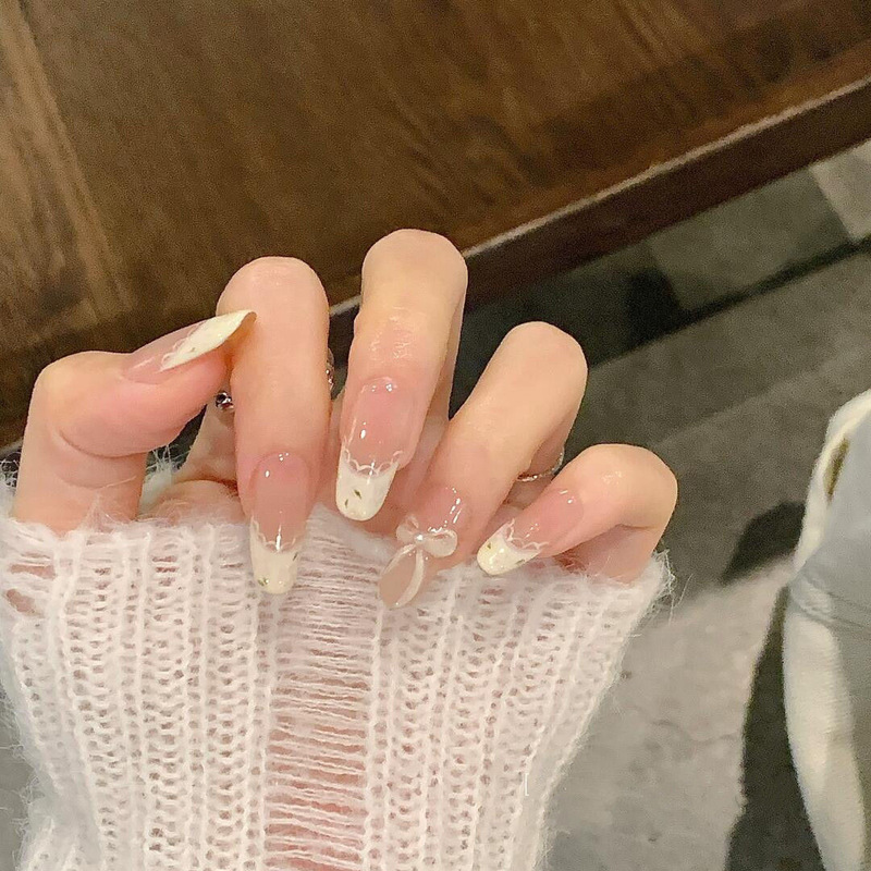 Nail Art Handmade French-Style Nail Tips, Gentle and Brightening, Instagram-Worthy Bow Design, Removable, Suitable for Students and Young Girls