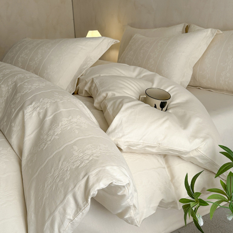 Luxury Satin Jacquard Bedding Set Pure Cotton Four-piece Bedding_voghion.com