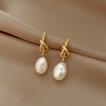 S925银针韩国打结珍珠法式气质小众时尚个性轻奢高级设计感耳钉耳