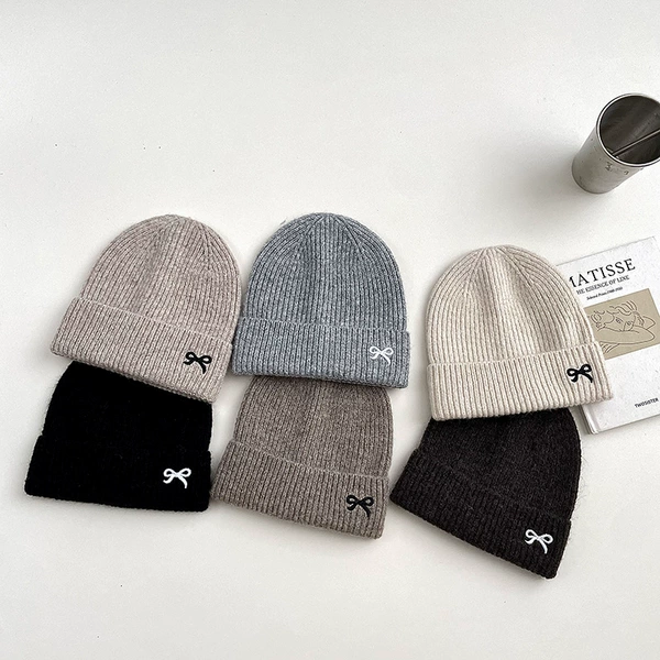 Wool embroidered bow hat--grey