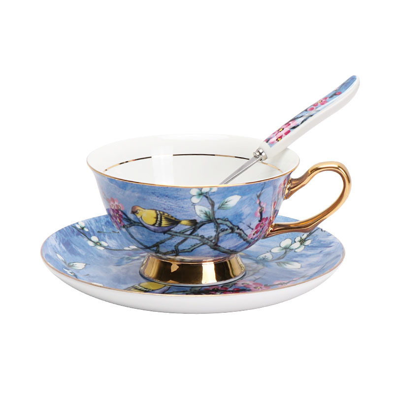 China de hueso estilo europeo taza de café traje de alta gama exquisito pequeño lujo británico tarde juego de té caja de regalo al por mayor