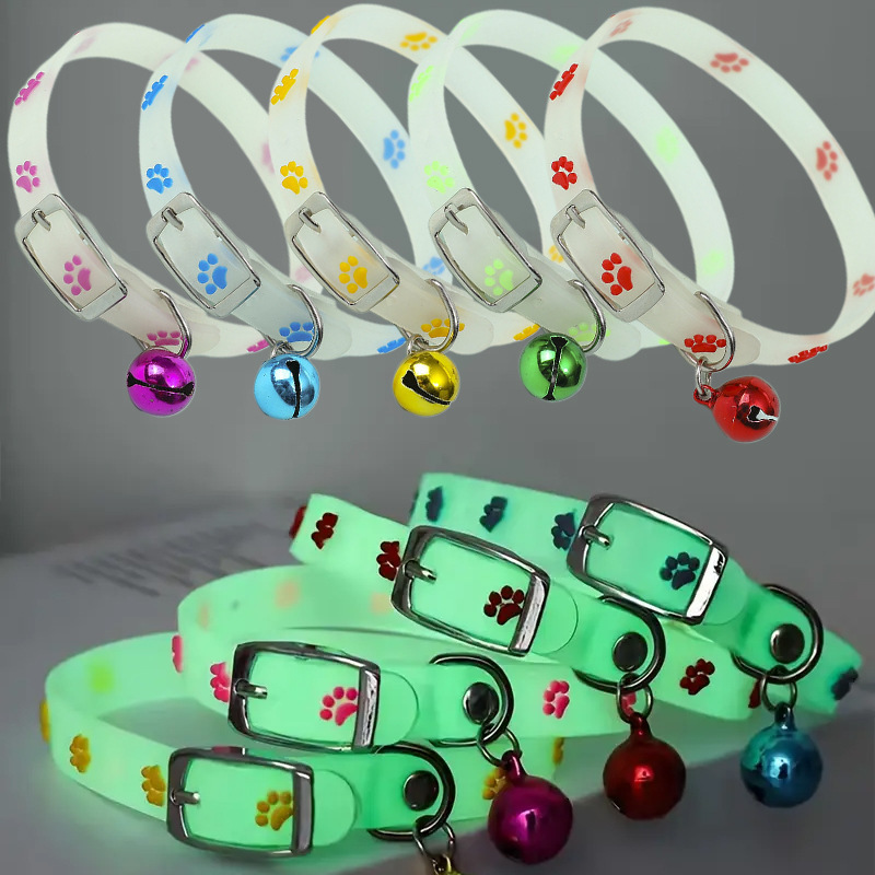 Fluorescent Silicone Cat Collar with Paw Print, Luminous Bell, Puppy Collar, Night-Time Anti-Lost Pet Collar, Manufacturer's Ready Stock Fluorescent Silicone Cat Collar with Paw Print, Luminous Bell, Puppy Collar, Night-Time Anti-Lost Pet Collar, Manufacturer's Ready Stock