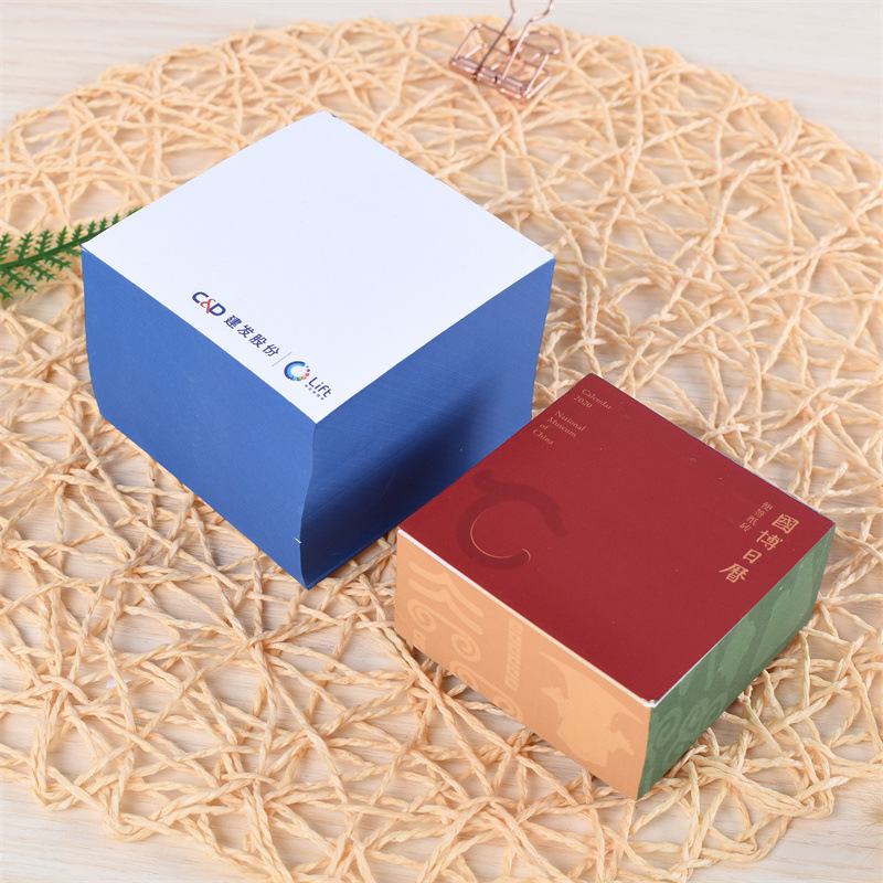 종이 벽돌 스티커 메모 맞춤형 인쇄 가능한 로고 사각형 광고 메모 패드 비즈니스 N 번 스티커 맞춤형 패턴 QR 코드