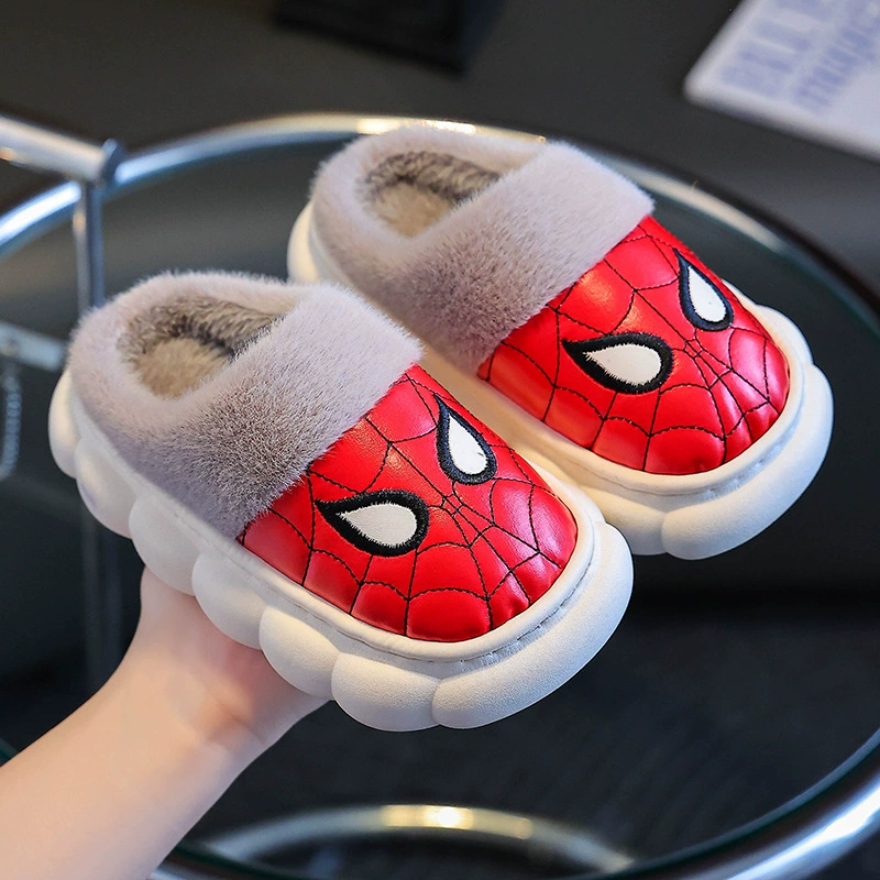 Детские хлопчатобумажные тапочки мультфильм мягкая подошва нескользящая водонепроницаемая и толстая детская зимняя теплая обувь