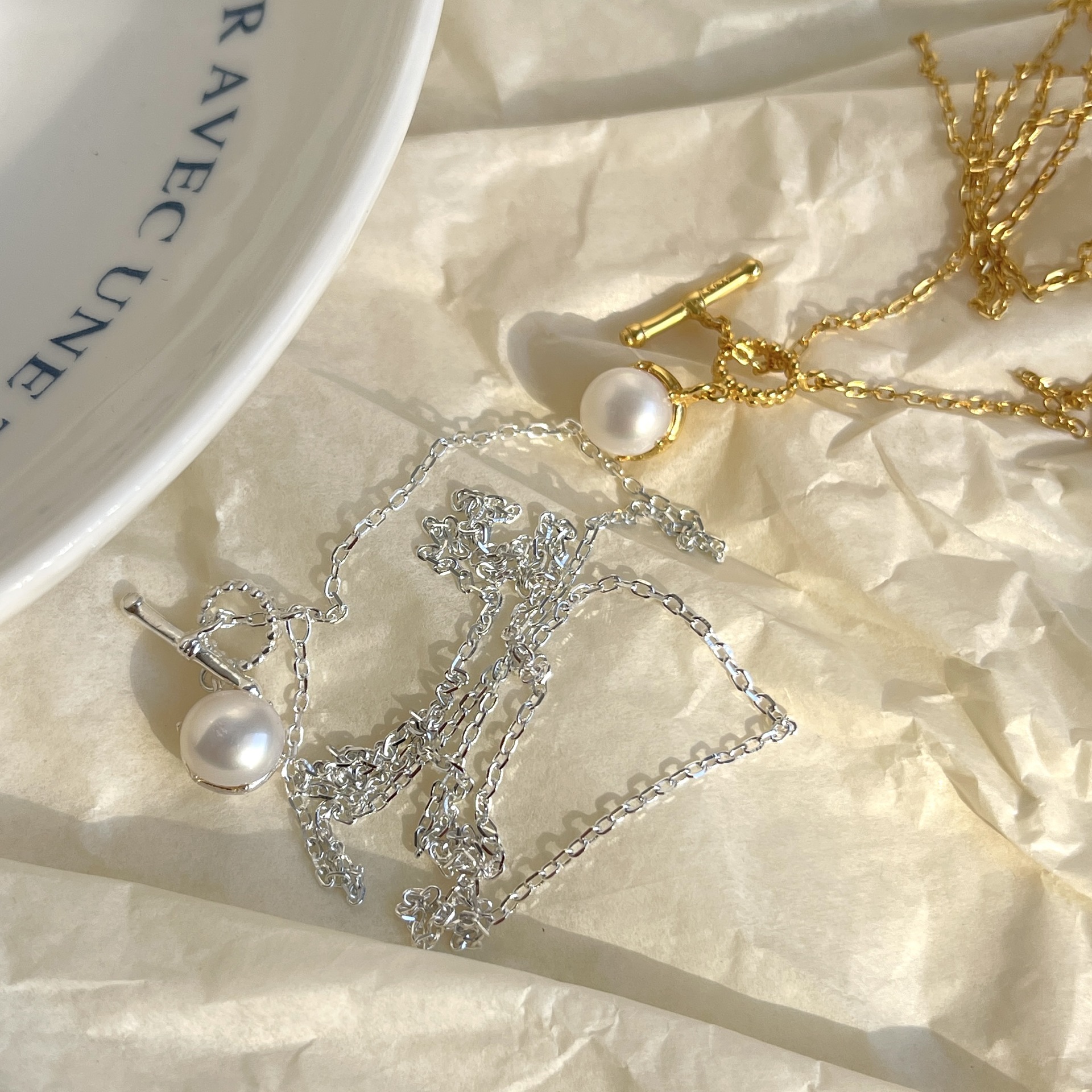 Ball Pattern Women'S Gender 925 Sterling Silver Shell Cable Chain Inlay Ball Pendant Necklace