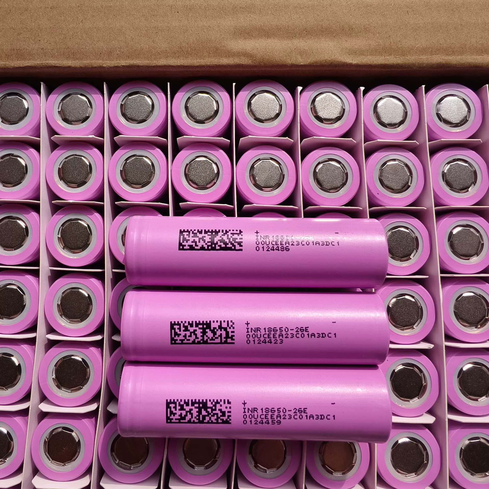 DMEGC Dongmagnetic литиевая батарея 18650 2600mAh новый A-класс 5C для питания электромобилей на открытом воздухе, аккумулятор для энергетического запаса