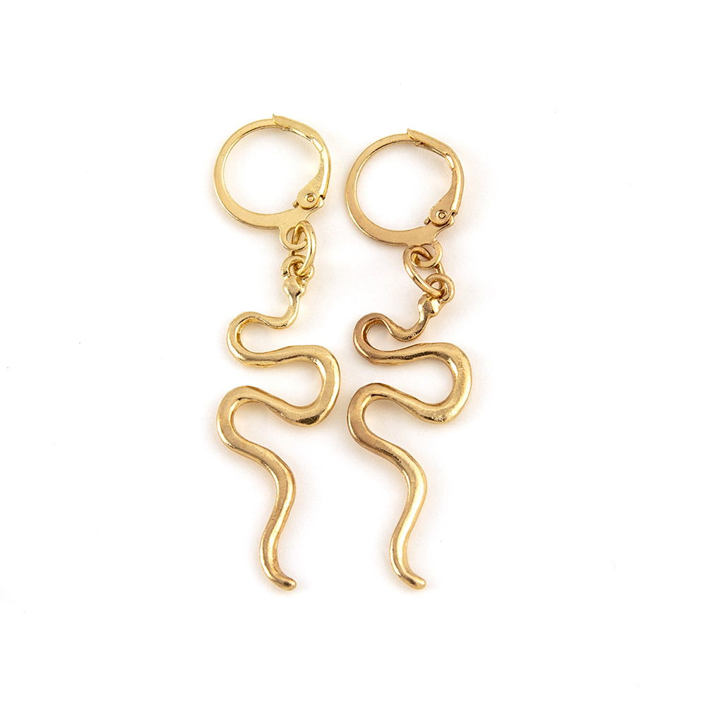 Accessoires De Boucles D&#39;oreilles Rétro Simples En Forme De S En Forme De Serpent display picture 7