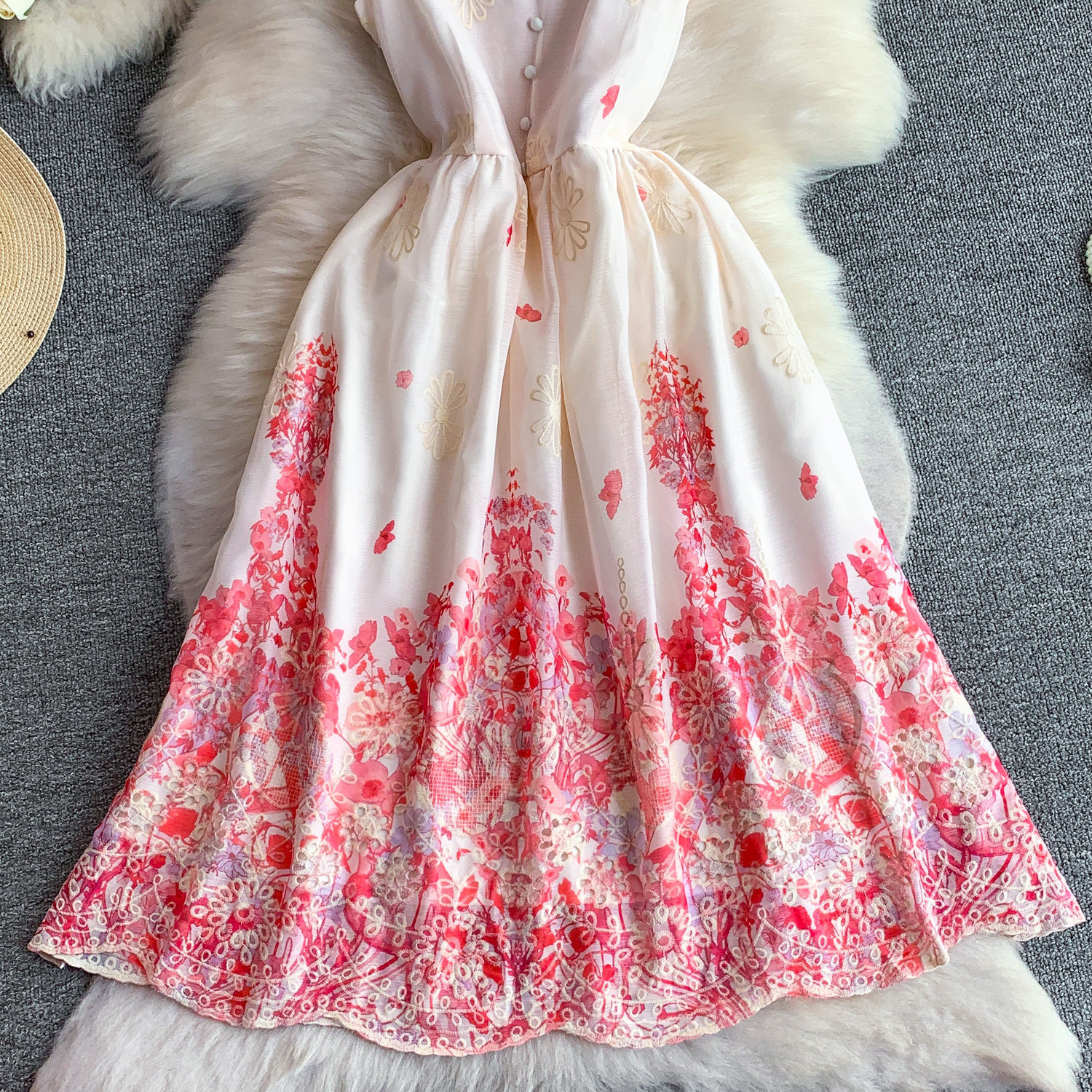 Women's Floral Embroidered V-Neck A-Line Sundress Summer Boho Maxi Dress For City Escape_ecoleips.com
