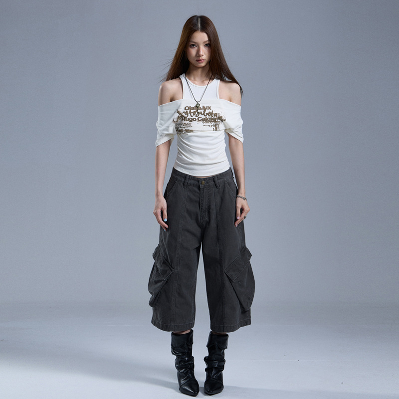Childish Orange # American High Street Style Multi-Pocket Wide-Leg Cargo Jeans for Women, Loose Fit, Slimming, Trendy, Versatile, Cropped Pants. Childish Orange # American High Street Style Multi-Pocket Wide-Leg Cargo Jeans for Women, Loose Fit, Slimming, Trendy, Versatile, Cropped Pants.