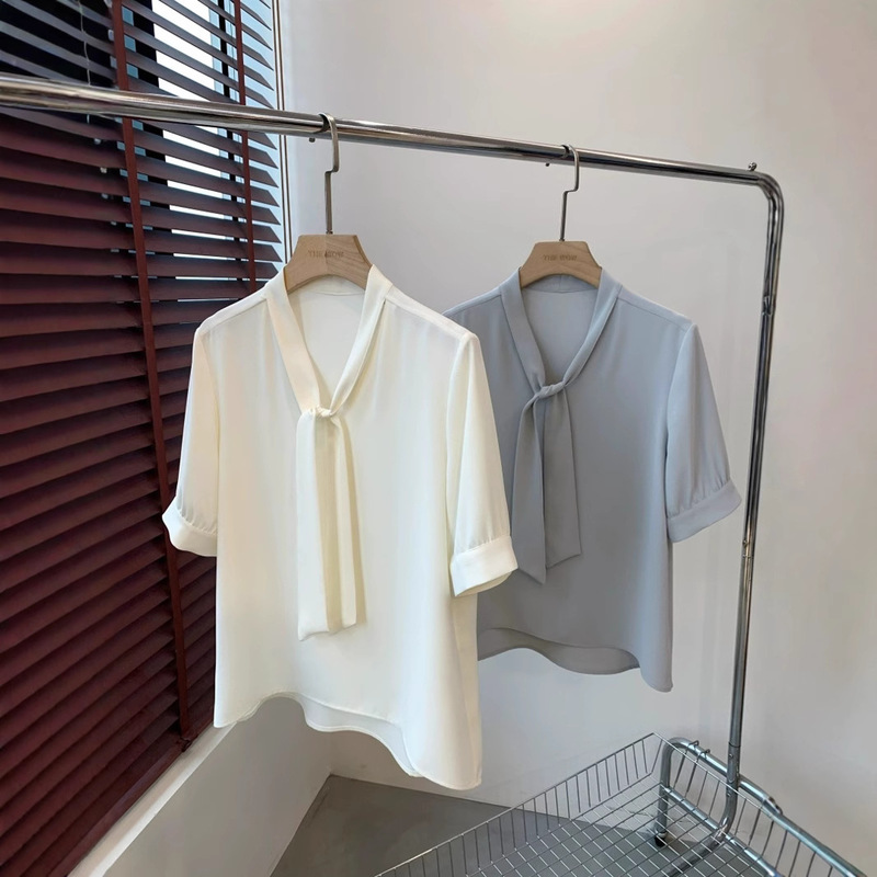 Thewow Gentle and Elegant, Smooth and Stylish H-Shaped Cut V Neck Sweetheart Collar Ribbon Pure Color Elegant Short-Sleeved Shirt