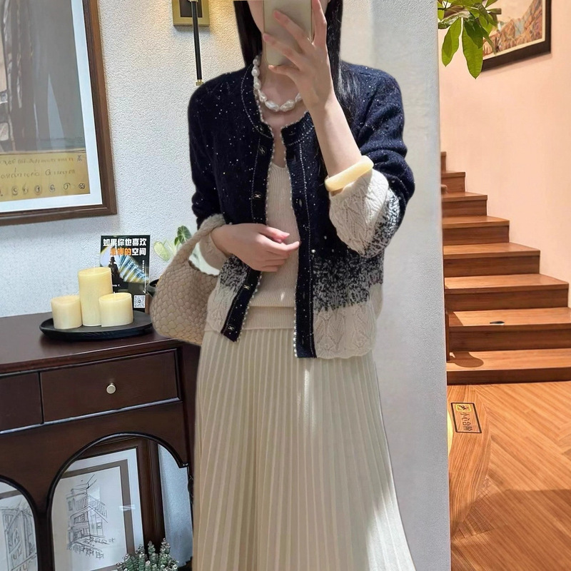 欧洲站2025秋新款时髦镂空羊毛针织开衫女宽松显瘦长袖毛衣外套女|undefined