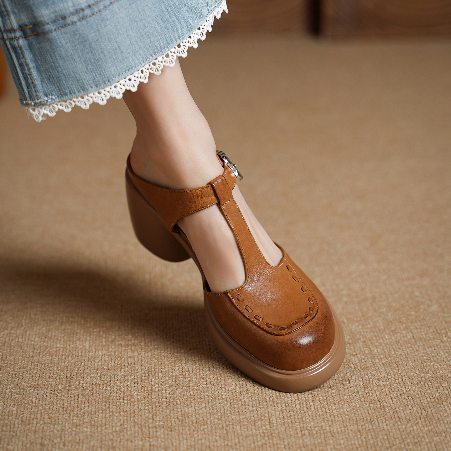 Sandal Mary Jane nữ mũi nhọn gót cao 8 cm quai ngang khóa dây — màu trắng ngà