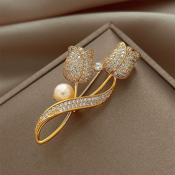 Full diamond tulip brooch