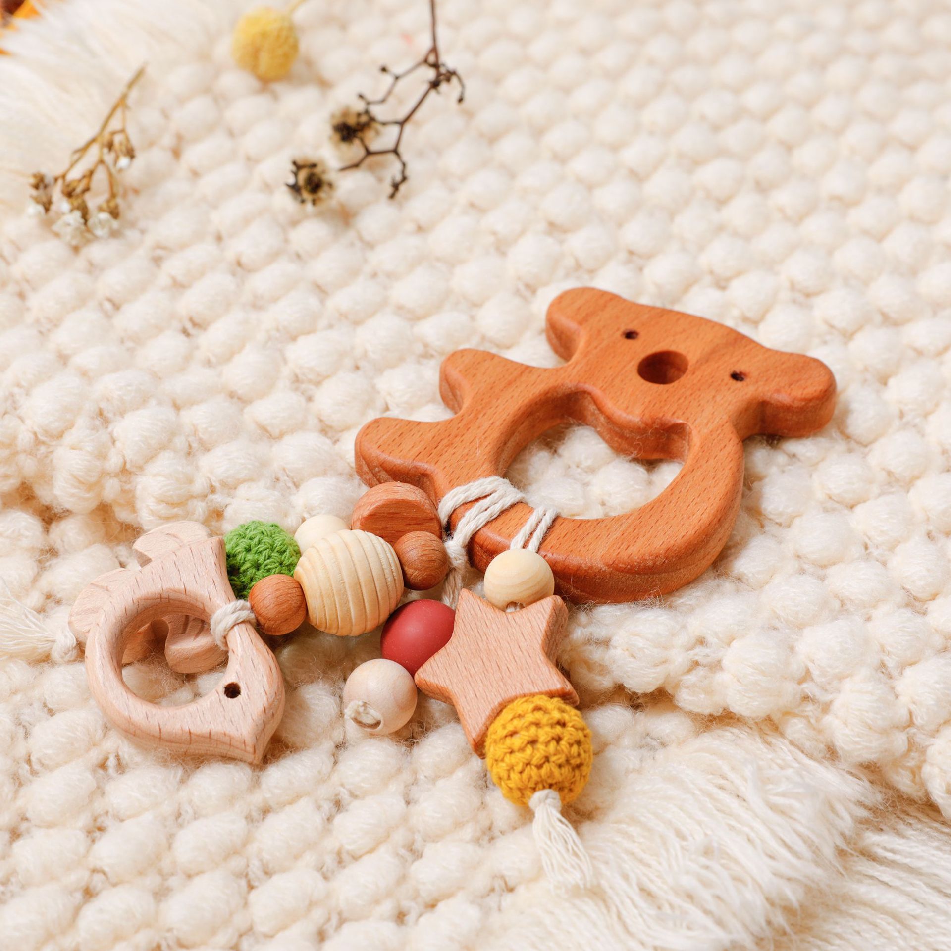 Cartoon Beech Wood Bracelet Animal Kidsren's Oral Period Beech Wood Teether Ornaments Teething Toy Necklace Anti-Bite Hand Pendant