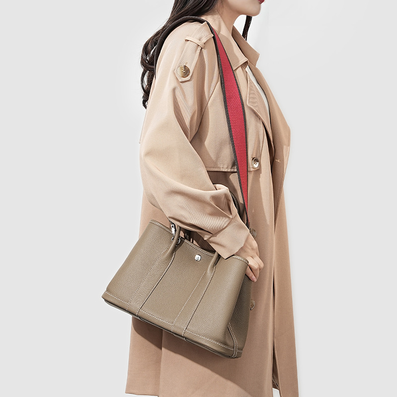 Garden Bag Genuine Leather Large Capacity Women's Shoulder Bag Versatile Designer Luxury Handbag For Office Workers - Thumbnail 3