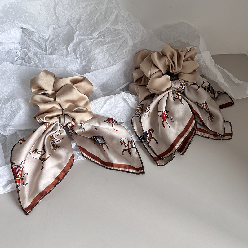 Scrunchie per capelli design con fiocco e stampa unica_voghion.com