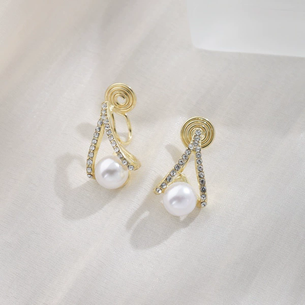 Mosquito coil from pearl, ear clips