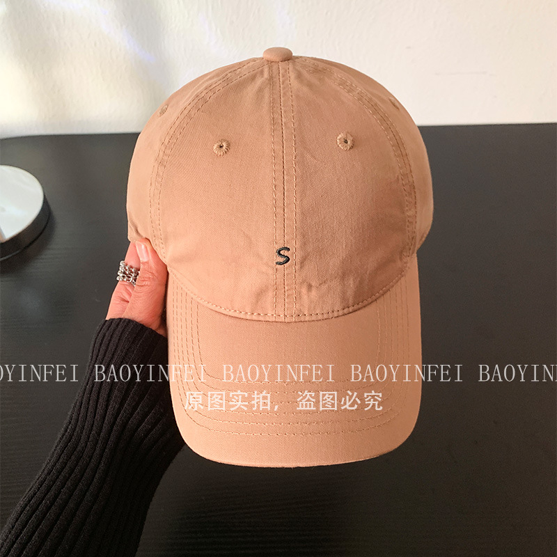 Sombrero de béisbol rosa de letras para mujeres con tapa suave, bordes anchos, cara grande, gorra de lengua de pato, gorra coreana, gorra de cabeza grande