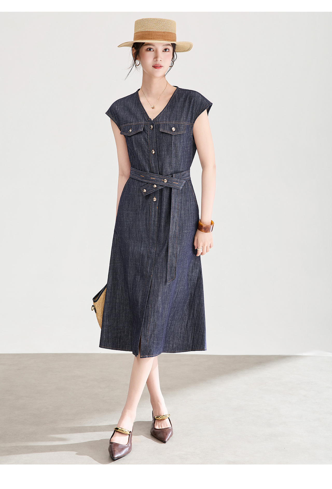 Váy denim nữ cổ ve sành điệu dáng suông midi — xanh đậm chi tiết 14
