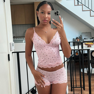 �W���L�r�����e�Ҿӷ����bС�黨�ٽz�Ըе������¶�ѝ˯�ɼ���