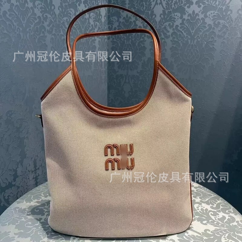 Miu Miu 2026 New Ivy Tote Large-Capacity Shopping Bag Versatile Canvas Shoulder Handbag Underarm Women's Bag