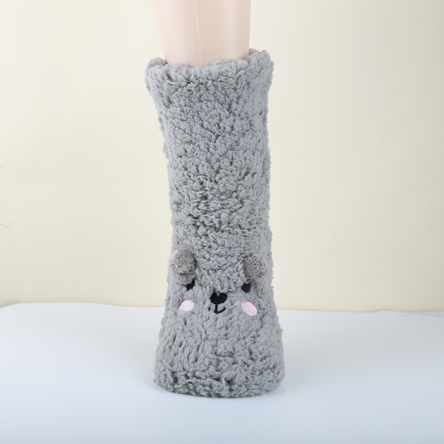 Calcetines de piso de oso de invierno calcetines de casa calcetines de media pantorrilla calcetines de dormir calcetines de piso de terciopelo