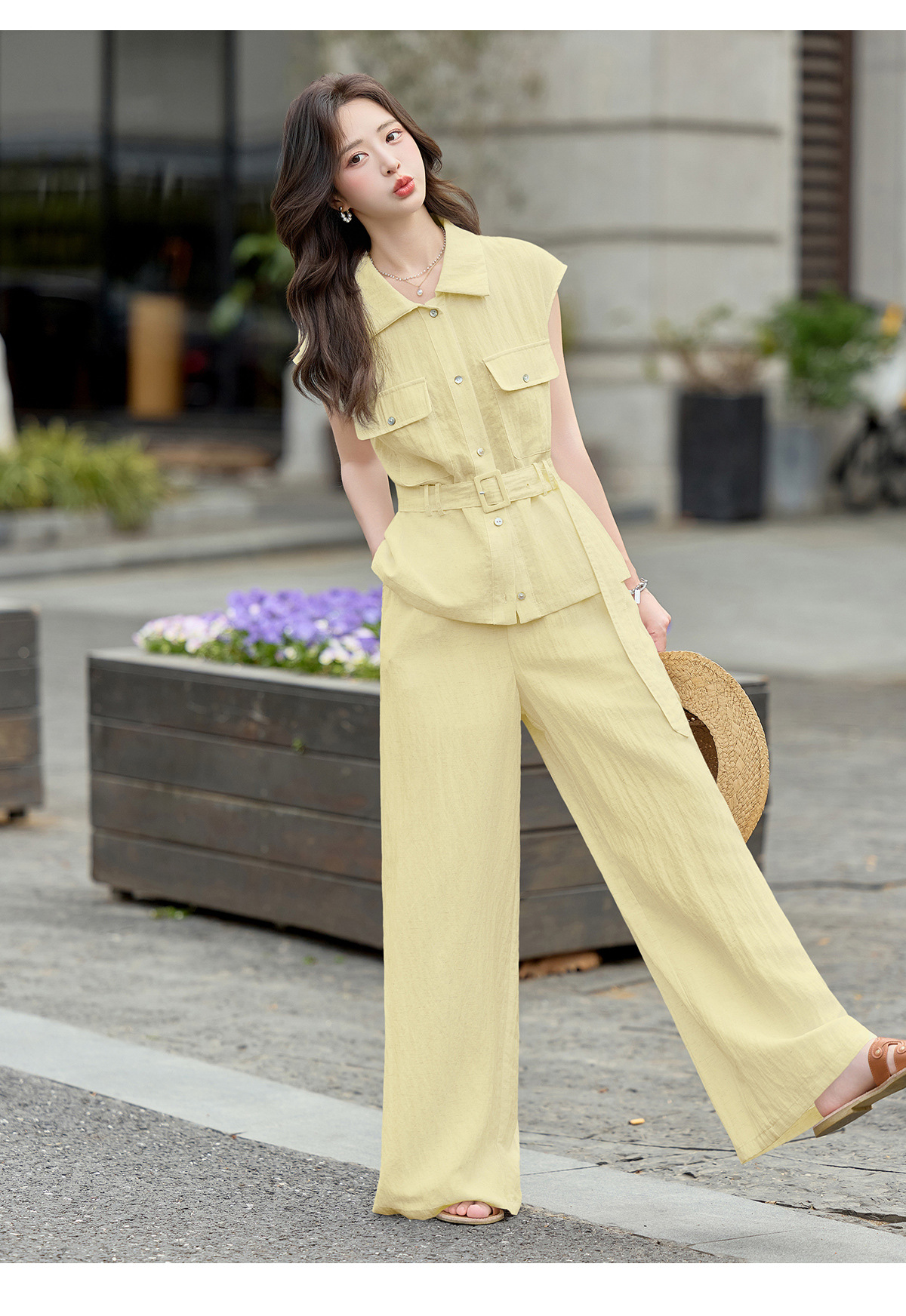 Bộ jumpsuit nữ tay ngắn cổ bẻ ống rộng mùa hè 2026 — màu trắng ngà, màu vàng chi tiết 23