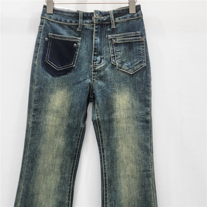 Jeans Acampanados Estilo Horseshoe de Mezclilla Elasticada con Cintura Alta