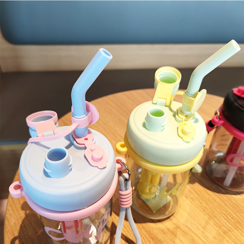 Verano portátil doble bebida paja taza de agua de plástico estudiantes de moda coreana con taza de té con fuga de flores