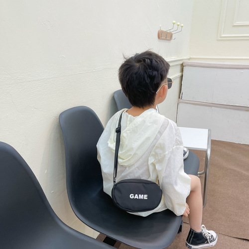 New Letter Messenger Bag Kindergarten Boys and Girls Versatile Coin Purse Casual Lightweight Canvas Bag Travel Bag