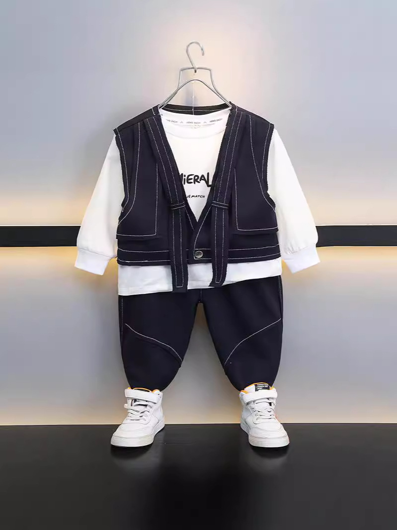 6386 Traje de primavera para niños 2025 Nuevo estilo de moda para niños Chaleco de herramientas de estilo extranjero Traje de tres piezas Baby Spring and Autumn