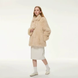 女式毛呢外套;其他短外套;皮草