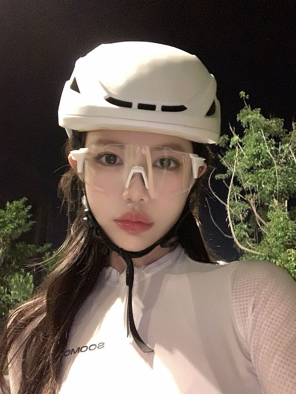 白い昼夜変色サイクリングメガネ屋外透明自転車登山メガネ抗 UV 男性と女性のスポーツ|undefined