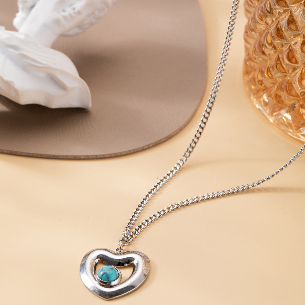 Collana a cuore con turchese personalizzata in acciaio_voghion.com